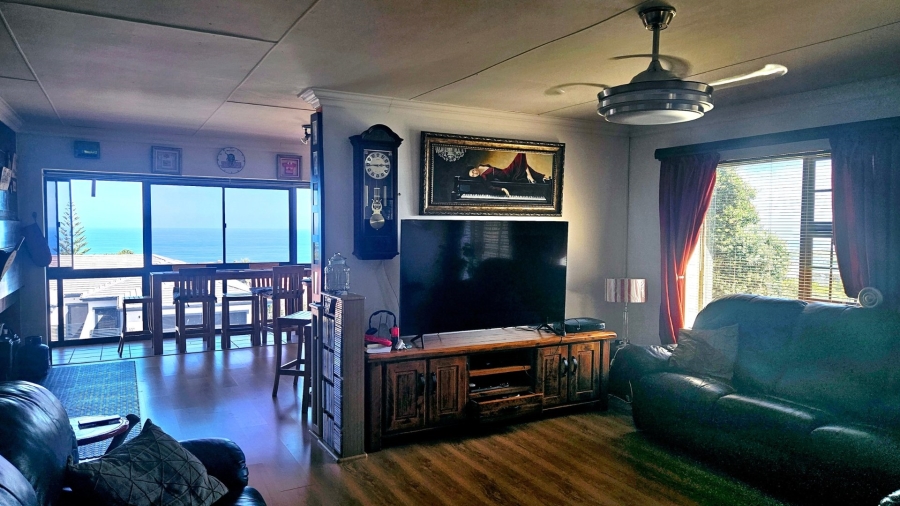 3 Bedroom Property for Sale in Dana Bay Western Cape